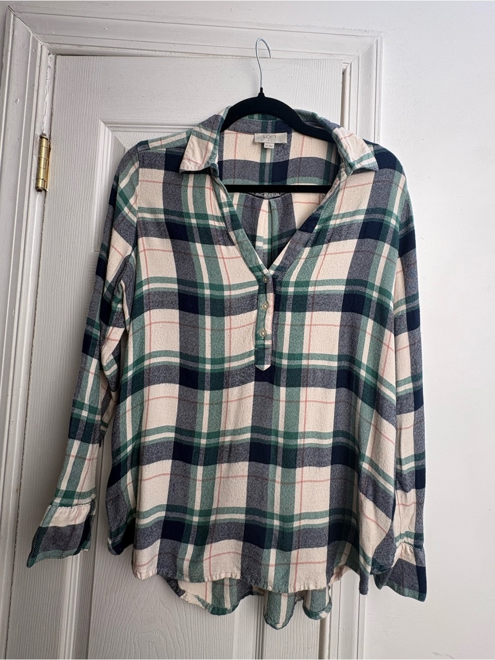 Loft Plaid Button-Front Women’s Long Sleeve Flannel - Green & Navy